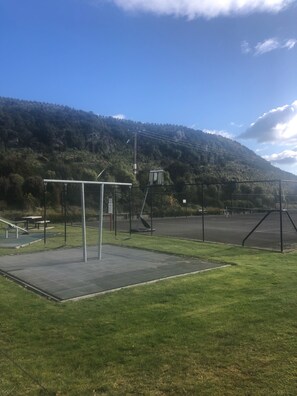 Sportplatz