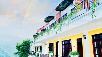 Bagian depan properti