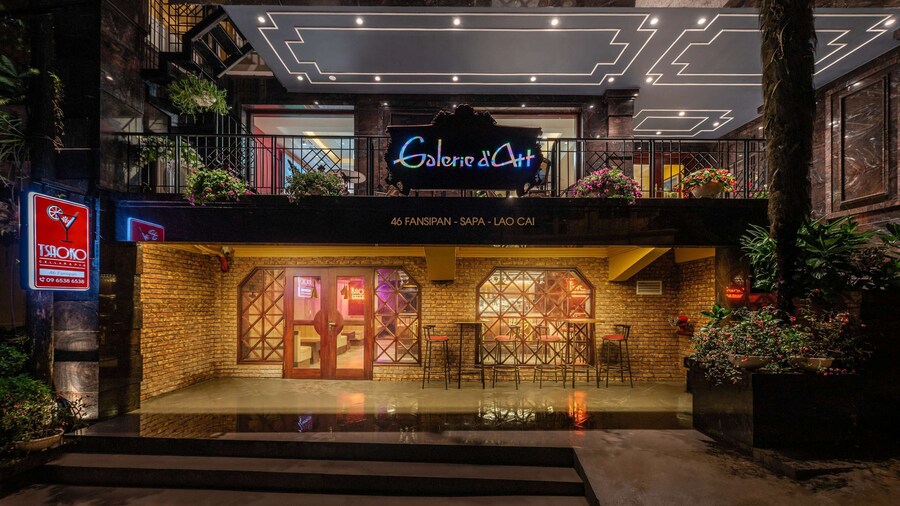 Cat Cat Galerie d'Art