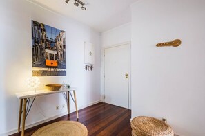 Interior - Cascais with Pool II by Portugal Portfolio (Cascais)