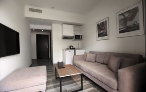 Junior Suite | Egyptian cotton sheets, premium bedding, down comforters, pillowtop beds