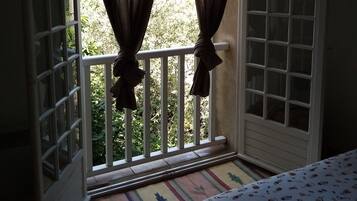 6 chambres, fer et planche Ă repasser, lit parapluie, Wi-Fi