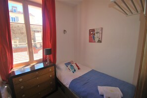 2 camere, ferro/asse da stiro, Wi-Fi gratuito, lenzuola