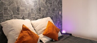 Appart Hotel T1 EasyPop - 5 min Futuroscope - Rentals du Grand Pont
