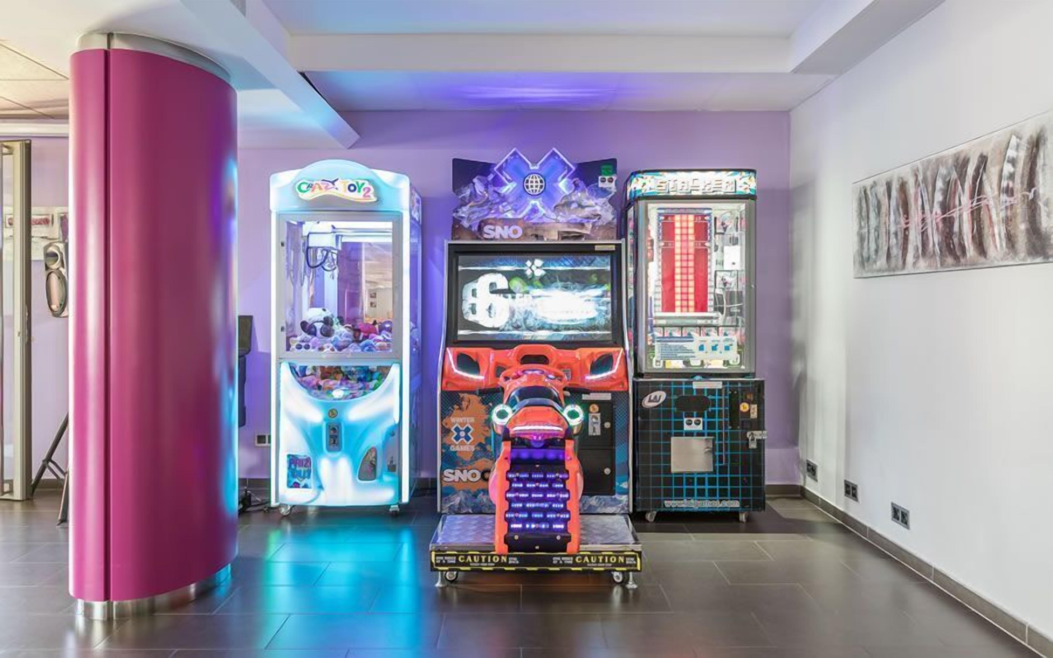 Game room
