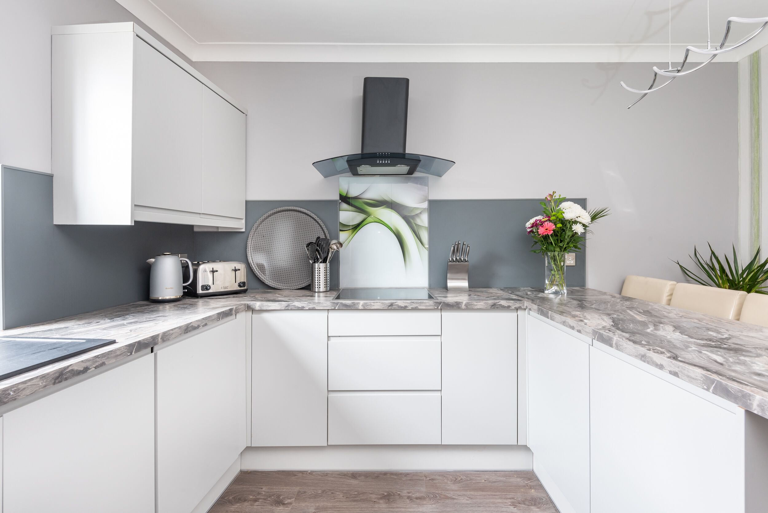 Apartment | Private kitchen | Fridge, microwave, oven, stovetop