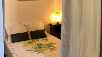 2 chambres, fer et planche à repasser, lit parapluie, Wi-Fi gratuit