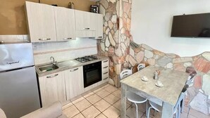 House, 2 Bedrooms, Smoking, Garden View | Interior - Appartment Lavigna Fully Furnished (Camerota)