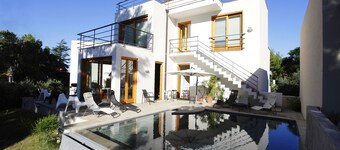 Sicily 2 - 3 - 4 Person With Pool