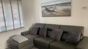 Apartment, 1 Bedroom | Interior