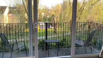 Apartment, 2 Bedrooms, Balcony, River View | Balcony