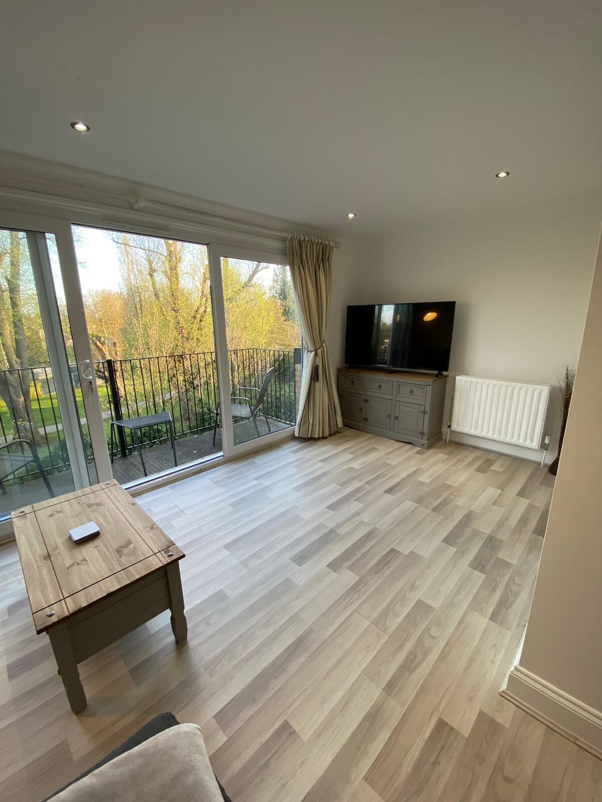 Apartment, 2 Bedrooms, Balcony, River View | Room amenity
