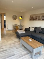 Apartment, 2 Bedrooms, Balcony, River View | Floor plan