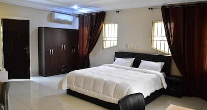 Chrisma Courts -standard Double