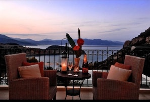 Villa, 3 Schlafzimmer, eigener Pool, Meerblick | Balkon