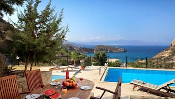 Vila, 2 kamar tidur, kolam renang pribadi, pemandangan samudra | Eksterior