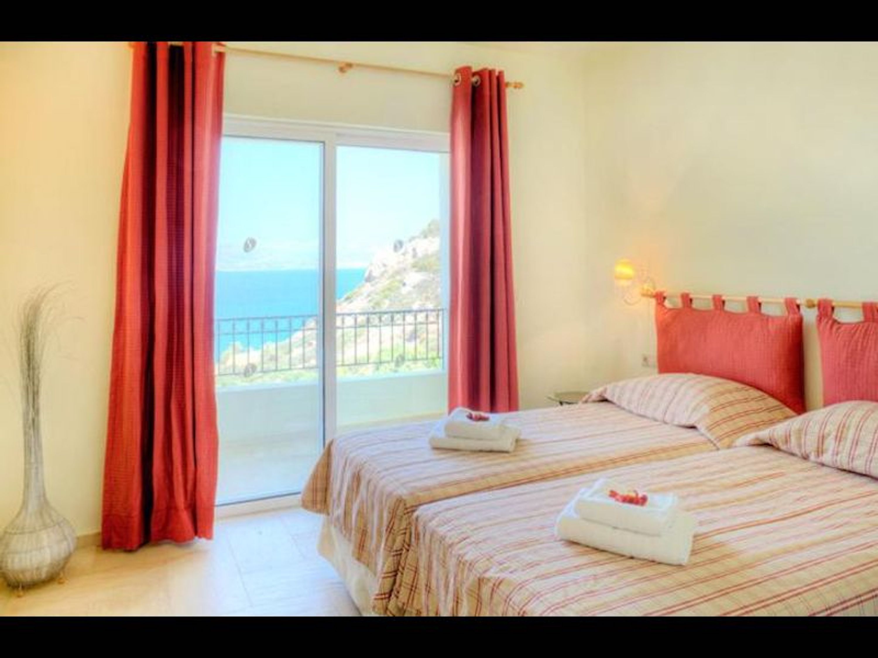 Villa Ares With Private Pool and a Spectacular Seaview 150m From the Beach