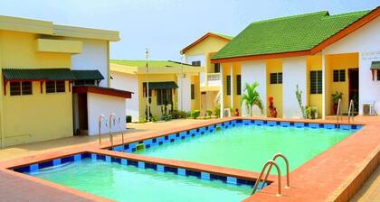 Hotel Loreto- Queen Room With Pool View