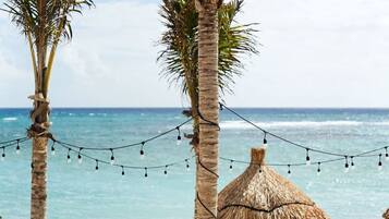 Condo, 2 Bedrooms, Balcony, Pool View | Beach