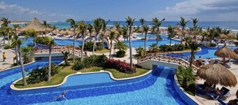 Luxurious Tulum Terrazas 2-bedroom Condominiuml