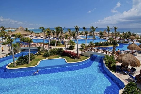 Condo, 2 Bedrooms, Balcony, Pool View | Pool | Outdoor pool