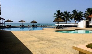 Unclassified image, 2 of 36, button - Elmina Beach Resort - Standard Room (Elmina)