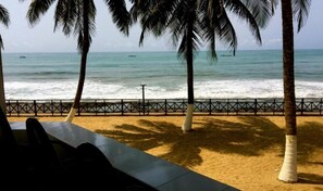 Property grounds - Elmina Beach Resort - Standard Room (Elmina)