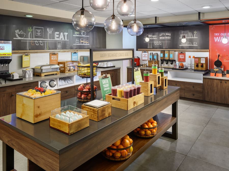 Free daily buffet breakfast