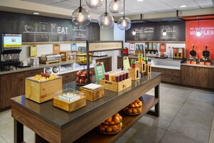 Desayuno buffet incluido todos los días 