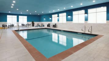 Indendørs pool