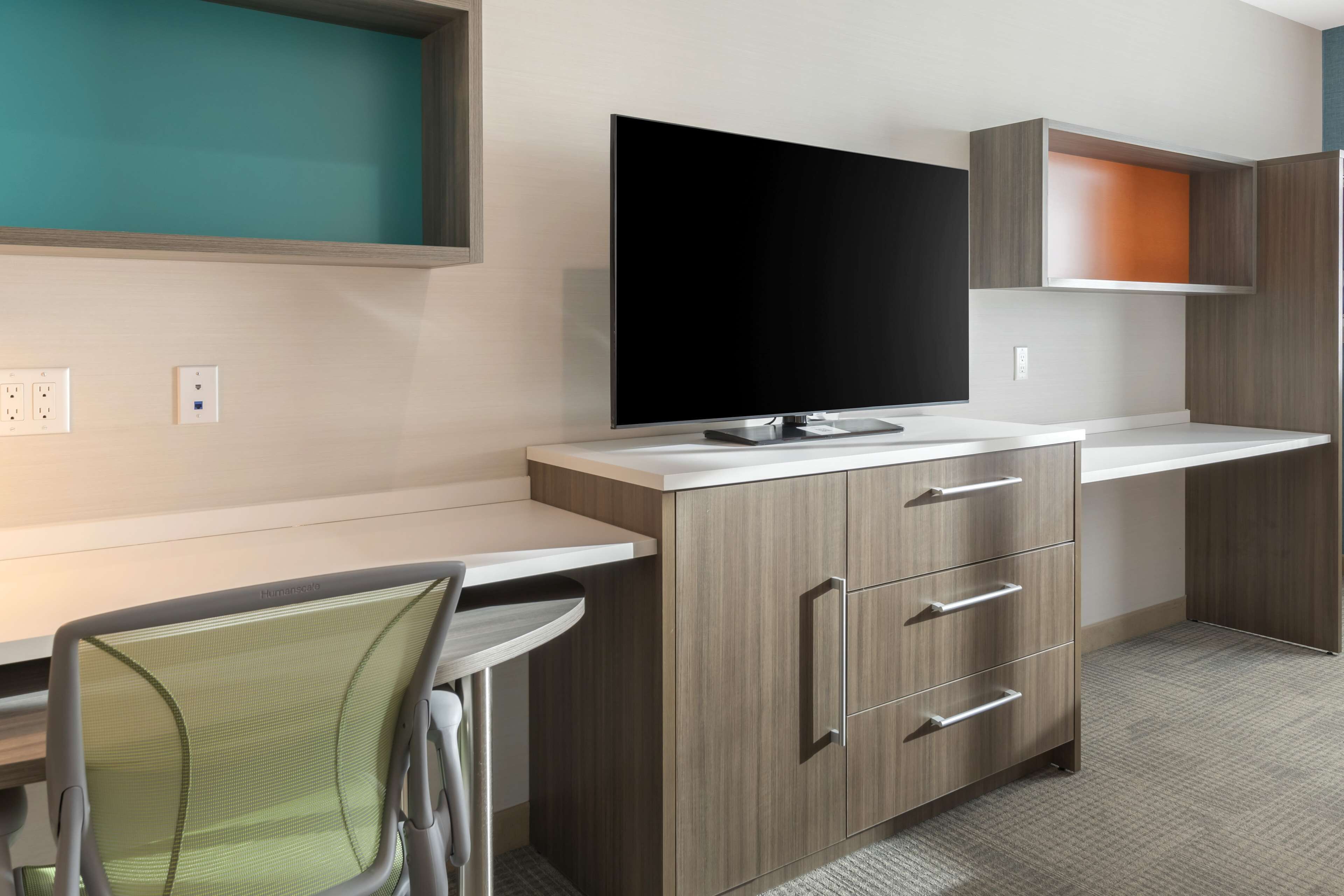 blackout curtains, iron/ironing board, free cots/infant beds, bed sheets