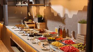 Daily buffet breakfast for a fee