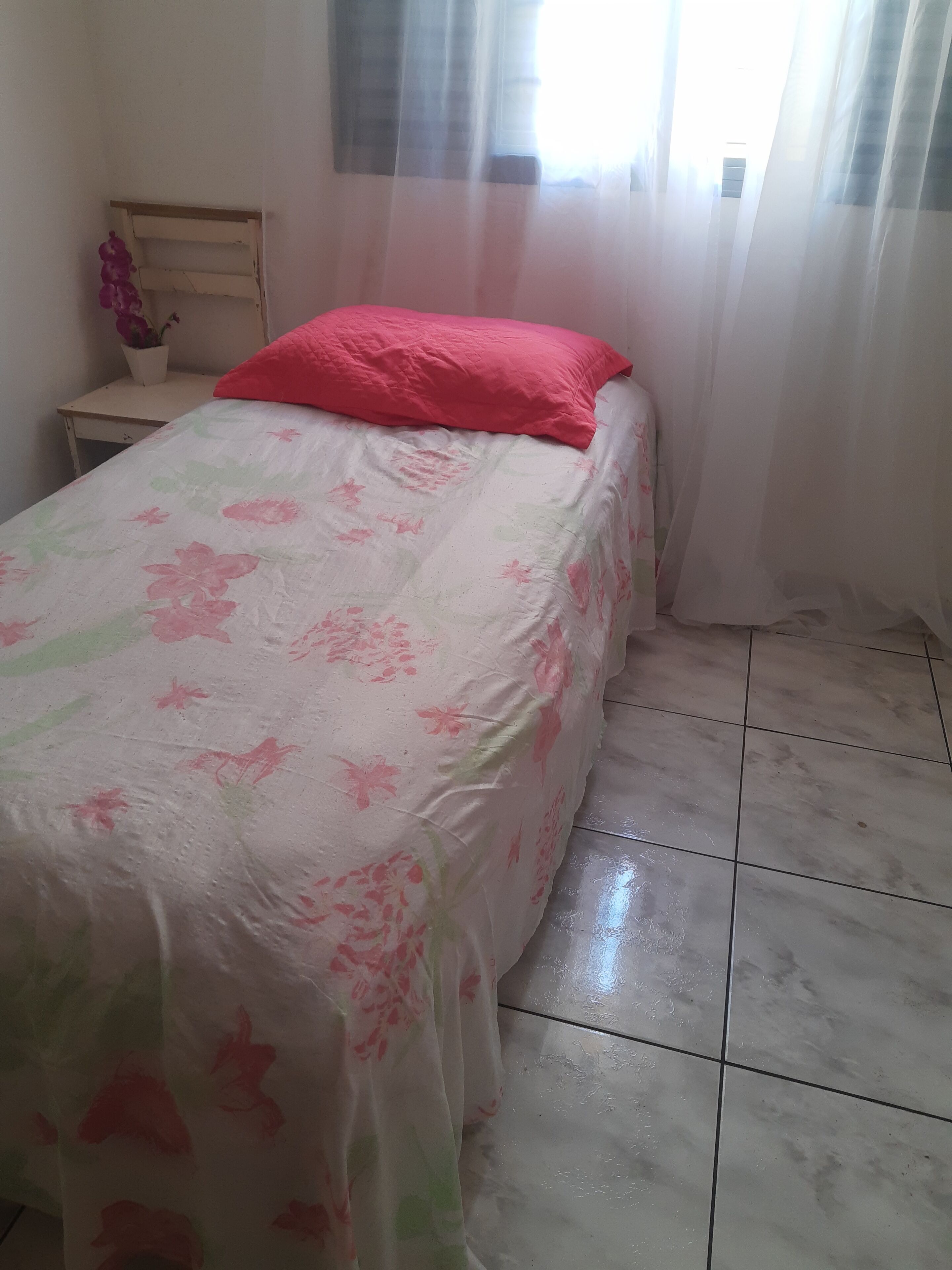 Casa Aconchegante com Garagem