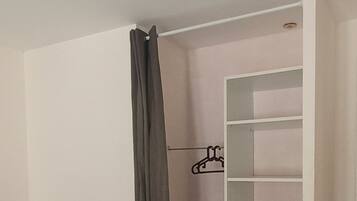 4 slaapkamers, wifi, beddengoed