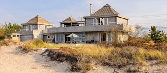 Amagansett Beachfront Beauty