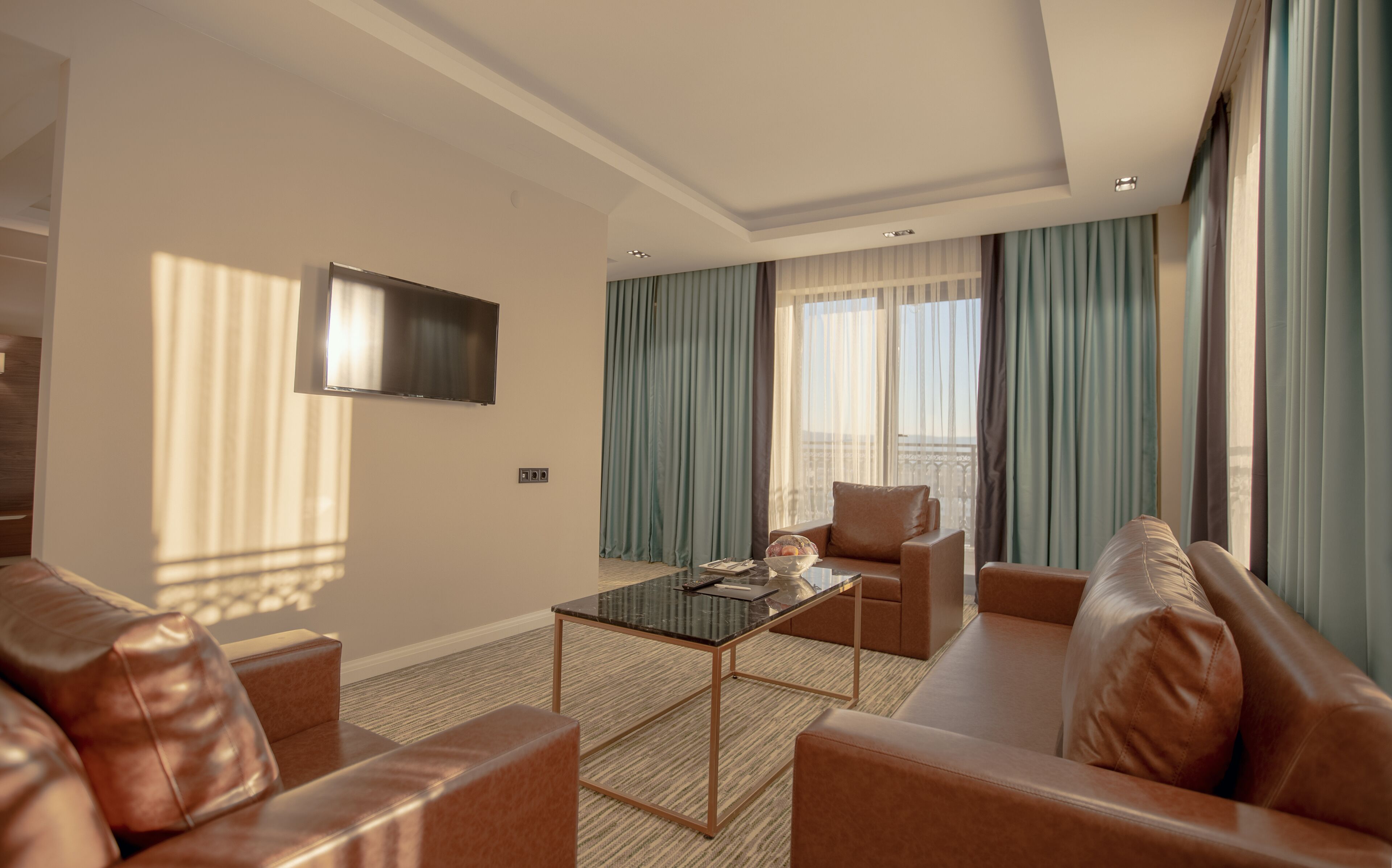 suite | 1 bedroom, in-room safe, blackout curtains, soundproofing