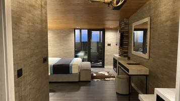 Gác Deluxe | 1 phòng ngủ, két bảo mật tại phòng, màn/rèm cản sáng, phòng cách âm