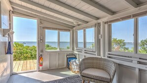Hus, flere senger (Bungalow 3 - 1BR, Waterfront)