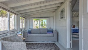 House, Multiple Beds (Bungalow 3 - 1BR, Waterfront) | Living room - Bungalow 3 - 1br, Waterfront (Westhampton Beach)