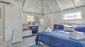 Rumah, Beberapa Tempat Tidur (Bungalow 1 - 1BR, Water View) | 1 kamar tidur