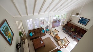 Living room - Seagrapes Villa (Discovery Bay)