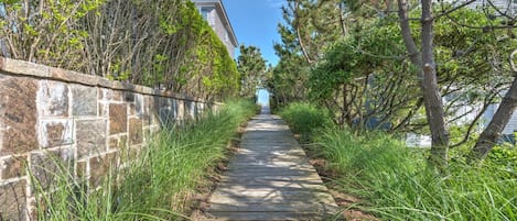 Casa, varias camas (Bungalow 5 - 1BR, Water View) | Áreas de la propiedad