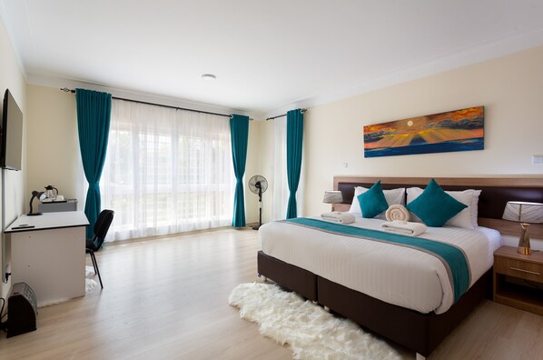 Executive Room, 1 Queen Bed