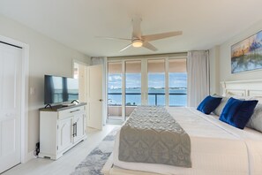3 bedrooms, desk, iron/ironing board, free WiFi - 3BR Gulf-Front w/Panoramic Water Views. Steps to Pool & Beach, Resort Amenities (Clearwater)