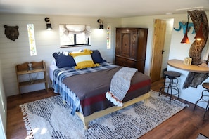 1 bedroom, WiFi, bed sheets