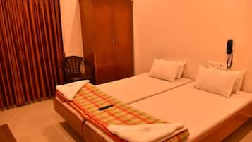 Deluxe Room | Individually furnished, bed sheets