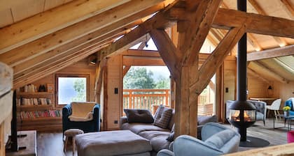 Ecological alpine chalet 4* (sleeps 10 to 14)
