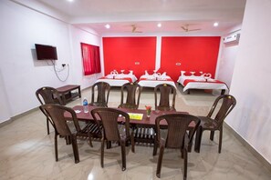 Family Suite | In-room dining - Auro Resort (Vanur)
