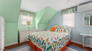 Appart'hôtel (WC5700 Atlantic Avenue, 2nd Floor)