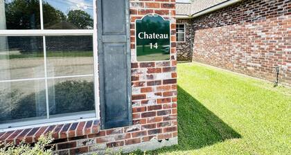 Chateau 14, spacious townhouse in Tickfaw, LA